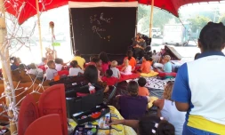 Spectacle pour les enfants à Grande Fontaine