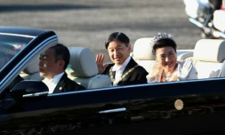 L'empereur Naruhito et l'impératrice Masako durant leur parade publique le 10 novembre 2019 à Tokyo