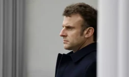 Le président Emmanuel Macron assiste à une cérémonie le 31 mars 2023 sur la base du GIGN à Versailles-Satory (Yvelines) ( POOL / Ludovic MARIN )