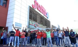 débrayage au Jumbo score