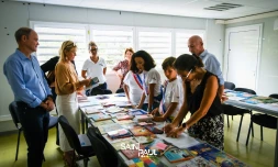 Saint-Paul : Les membres du Conseil municipal des enfants choisissent les ouvrages offerts aux élèves