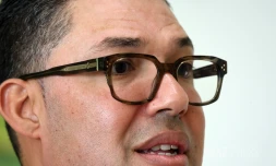 mathieu hoarau , maire de l'etang sale 