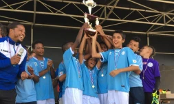 14 jeunes Étangsaléens sacrés champions de foot en Bretagne