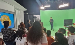 La Possession : les enfants du centre social Kaz fami à la découverte du monde audiovisuel