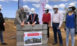 Nouveau groupe d'habitations : la premiÚre pierre est posée pour "Les Filaos"