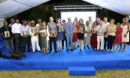 19 Réunionnais reçoivent le Prix Départemental du Mérite