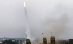 Le système de défense antimissile israélien "Dôme de fer" à l'oeuvre à Sderot, près de la bande de Gaza, le 11 mai 2023 ( AFP / JACK GUEZ )