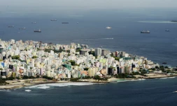 Des îles artificielles aux Maldives : quand l'industrie des vacances nuit aux récifs coralliens [?]