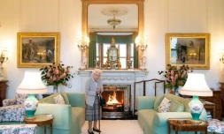 Le 8 septembre 2022, la reine Elizabeth II s'Ă©teignait Ă 96 ans dans son chĂąteau de Balmoral en Ecosse, oĂč elle passait traditionnellement ses Ă©tĂ©s