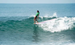 Mondiaux de longboard : Alice Lemoigne termine 9ème, l'équipe de France en bronze [?]