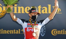 Le coureur australien de l'équipe Lotto Caleb Ewan vainqueur de la 3e étape du Tour de France à Sisteron, le 31 août 2020