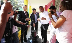 visite du sous préfet de saint-paul au Port 