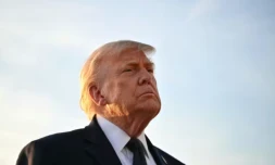 Le président américain Donald Trump à l'aéroport d'Orly, en France, le 17 juin 2026 ( AFP / Mandel NGAN )
