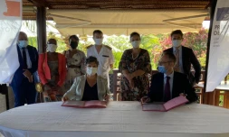 Signature d'un accord IRD-Mayotte pour la protection des milieux littoraux et marins