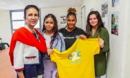 Huguette Bello visite l'école de la seconde chance 