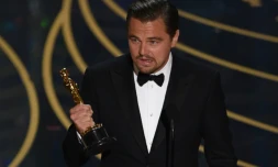 Leonardo DiCaprio reçoit l'Oscar du meilleur acteur à Hollywood le 28 février 2016