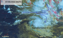 Un 13ème système dépressionnaire en formation, "hors saison cyclonique"