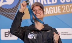 Escalade : la réunionnaise Oriane Bertone remporte sa première Coupe du monde