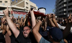 Procession funéraire pour les victimes d'une frappe aérienne israélienne à Toubas, dans le nord de la Cisjordanie occupée, le 13 septembre 2024