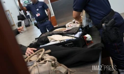 Douane aéroport Roland Garros 