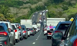 Sainte-Suzanne : 3 km de bouchon en direction de Saint-Denis