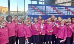 Natation artistique : les Sirènes de l’ouest de Saint-Paul décrochent l’or aux championnats de France