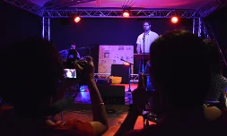 Bisik, scène ouverte, musique, concert