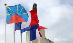 drapeau réunion et français 