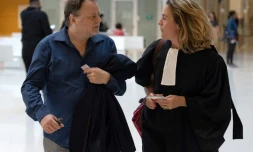 Le réalisateur Christophe Ruggia et son avocate Fanny Colin (d), au Palais de justice de Paris, le 29 juin 2023