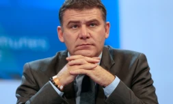 Le député Christophe Sirugue, ici au 96e congrès des maires à Paris le 20 novembre 2013, propose notamment la création d'un minimum social de base, sorte de revenu minimum d'existence