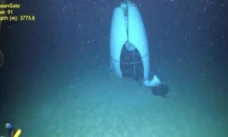 Les garde-côtes américains ont publié le 18 septembre 2024 une vidéo et des photos sous-marines de l'épave du Titan, un submersible expérimental disparu lors d'une plongée vers l'épave du Titanic en juin 2023, et gisant au fond de l'océan Atlantique nord par 4.000 mètres de profondeur ( US Coast Guard / Pelagic Research Services / Handout )