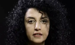 Photo non datée de la militante iranienne emprisonnée Narges Mohammadi diffusée le 2 octobre 2023 par la Fondation Narges Mohammadi ( Fondation Narges Mohammadi / Narges Mohammadi- )