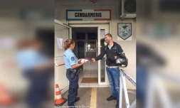 Dons de masques à la gendarmerie