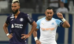 Dimitri Payet (d) marque le premier but de la saison pour Marseille lors de la réception de Toulouse le 10 août 2018