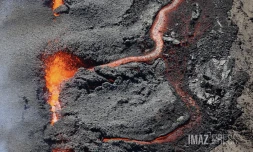 volcan éruption juillet 2023