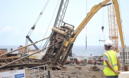 Une grue tombée à la Grande Chaloupe