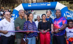 Saint-Denis inaugure en grande pompe le complexe Jean Ivoula