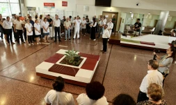 CHU - Hommage à l'infirmière poignardée