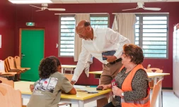 Rentrée scolaire à la Possession : le maire et des élus visitent plusieurs écoles