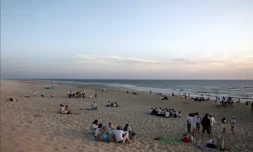 Retour timide des touristes au Porge, encore meurtri par le mégafeu