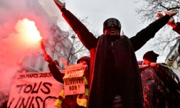 Des manifestants lors de la mobilisation contre la réforme des retraites à Paris, le 28 mars 2023