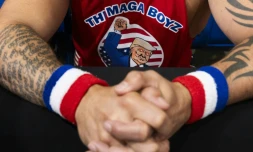 Nick Passano, un investisseur dans les cryptomonnaies partisan de Donald Trump, assiste à un meeting du candidat républicain à l'élection présidentielle américaine, à Johnstown, aux Etats-Unis, le 30 août 2024