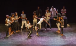 Les collégiens à l'heure du slam et des danses urbaines