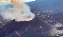 éruption volcan 13 mai