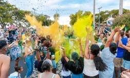 Saint-Denis : un dimanche coloré au Barachois