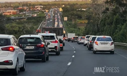 Carambolage à Sainte-Suzanne : 10 kilomètres d'embouteillages en direction du nord