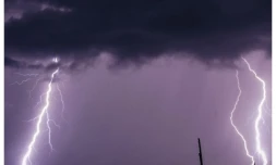 Éclairs et orages sur le nord de l'île : les images de Nicolas Bénard