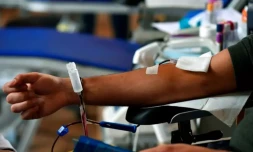 Le don de sang bientôt ouvert aux homosexuels, sans conditions