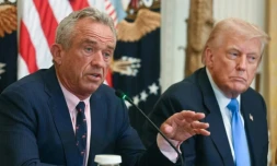 Le président américain, Donald Trump, et son ministre de la Santé, Robert F. Kennedy Jr.,