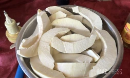 boulette fruit a pain a la morue